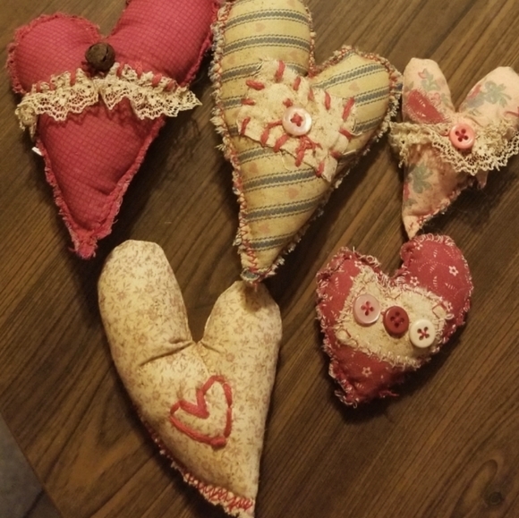 Primitive Valentine's Heart bowl fillers - Picture 5 of 5
